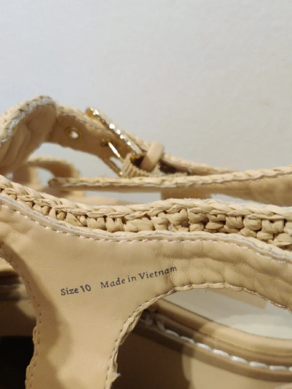 Dolce Vita Cream Woven Platform Sandals - Picture 5 of 16